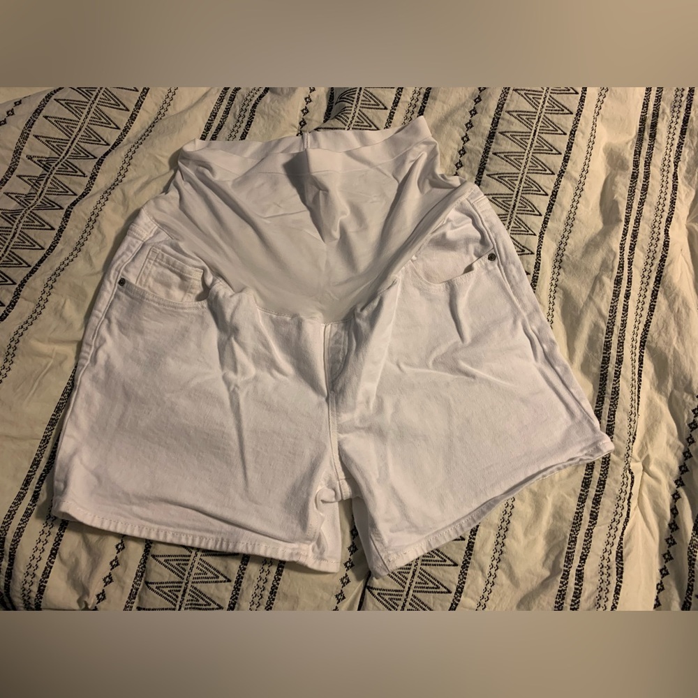 Old Navy Maternity Denim Shorts